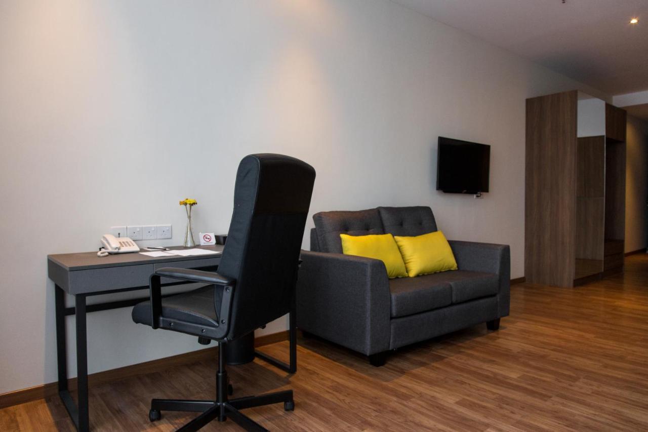 Imperial Regency Suites & Petaling Jaya Kuala Lumpur Extérieur photo