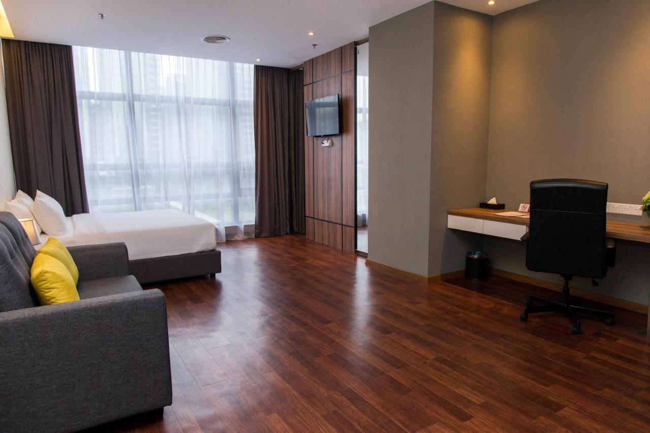Imperial Regency Suites & Petaling Jaya Kuala Lumpur Extérieur photo